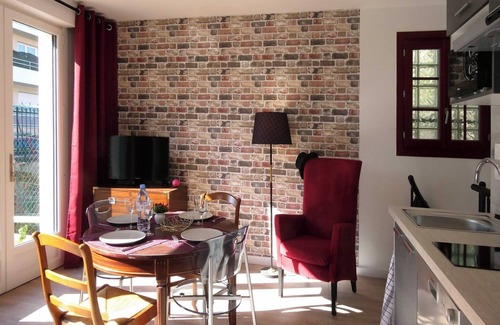 Orly Apartment | Amazing Duplex with Sauna 1BR/4P in the heart of Orly, close to Paris