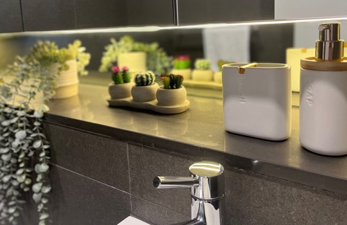 Woollahra Apartment | Amazing Exe Apartment Convenient 2 bed parking wifi Views