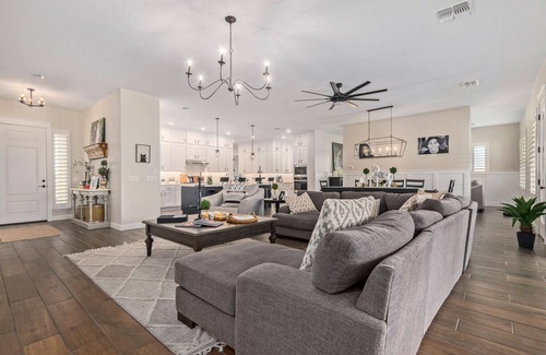 San Tan Valley House | AMAZING EXECUTIVE STYLE HOME/MASTERPLAN COMMUNITY/COMMUNITY LAKE/POOLS