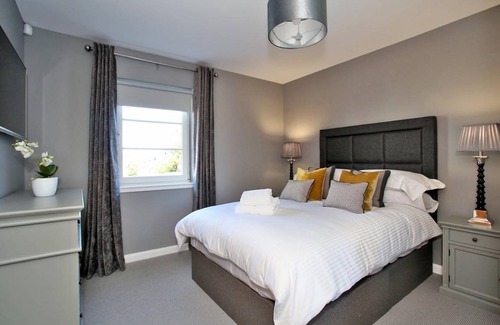 Inverurie Apartment | Amazing Family Home in Inverurie, Scotland