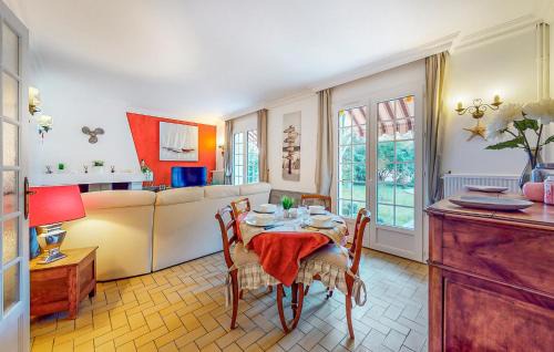 Meschers-sur-Gironde House | Amazing Home In Meschers-Sur-Gironde