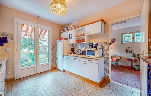 Meschers-sur-Gironde House | Amazing Home In Meschers-Sur-Gironde
