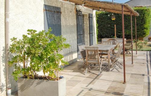 Saint-Pons-la-Calm House | Amazing Home In Saint Pons La Calm
