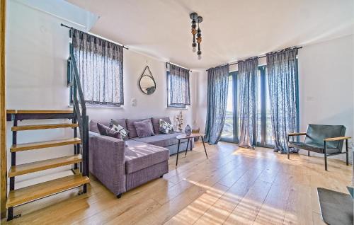 Jastrebarsko House | Amazing Home In Ivancici With Wifi