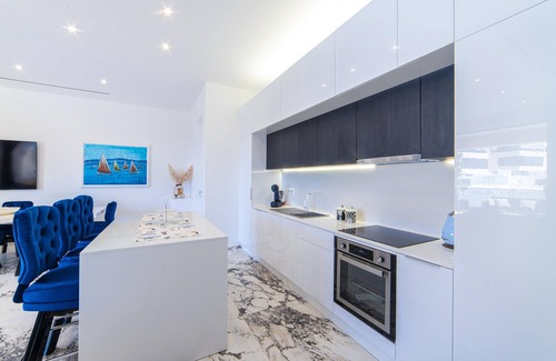 Komarna House | Amazing home in Komarna