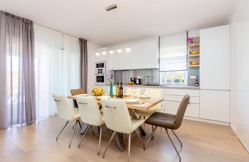 Milovcici House | Amazing home in Malinska with sauna