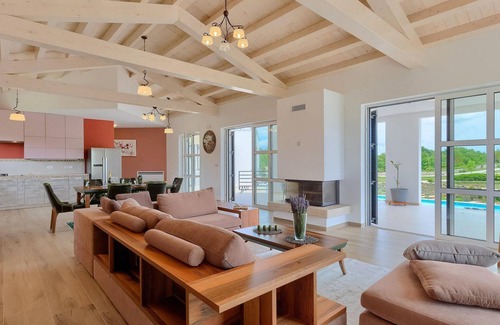 Divsici House | Amazing home in Marcana