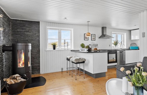 Hasmark Strand House | Amazing home in Otterup with kitchen
