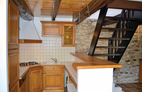 Plozevet House | Amazing home in Plozevet with kitchen