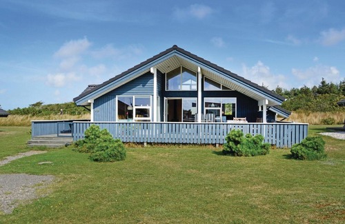 Lodbjerg Hede House | Amazing home in Ringkøbing with kitchen