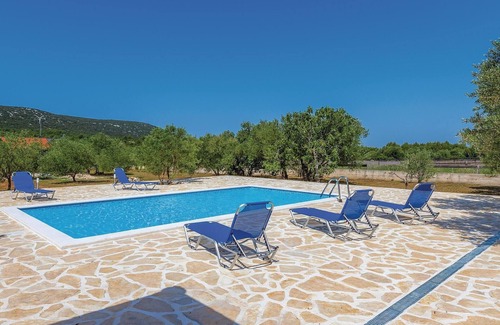 Tribunj House | Amazing home in Tisno