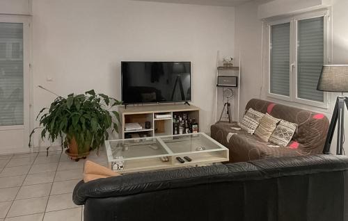Vinezac House | Amazing Home In Vinezac