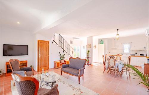 Zrnovo House | Amazing Home In Zrnovo