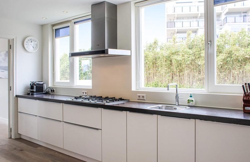 Noordwijk House | Amazing home in Noordwijk aan Zee