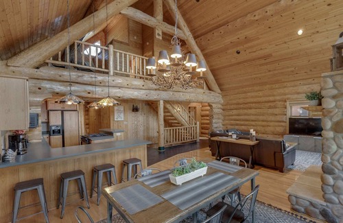 Brainerd House | Amazing Home, Water Toys, Incredible Deck, View, Game Room on Great Fishing Lake