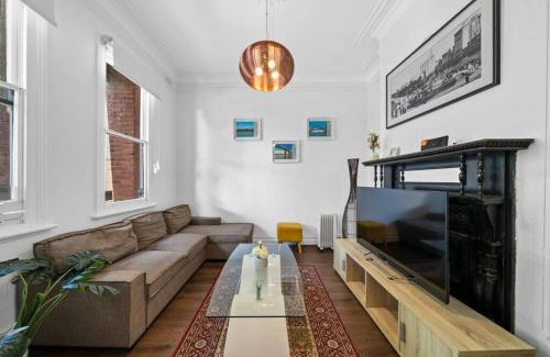 Pyrmont House | Amazing house Darling Harbour & CBD & Central & ICC & Chinatown