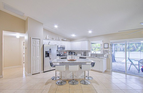 Trafalgar Villa | AMAZING HOUSE NEAR THE BEACHES OF SOUTH FLORIDA