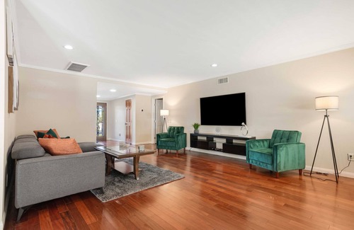 Granada Hills North House | Amazing House w/Pool and Spa Near Golf Course