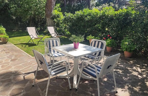 Roccamare Apartment | Amazing apartment in Castiglione delle Pesc with WiFi
