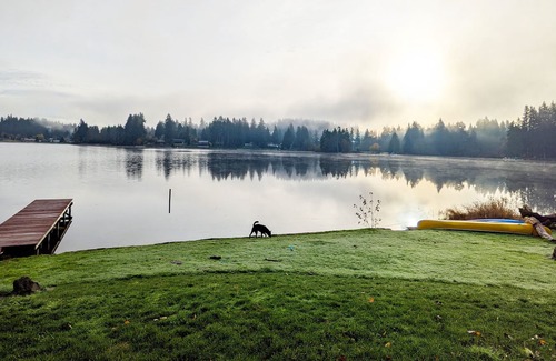 Clinton Apartment | Amazing Lake-Level Ground Floor Apartment Sleeps 6