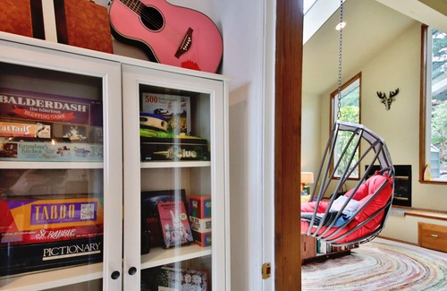 Clinton Apartment | Amazing Lake-Level Ground Floor Apartment Sleeps 6