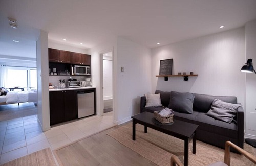 Mont-Tremblant Condo | Amazing Lake/Mountain View 5min to Tremblant(431)