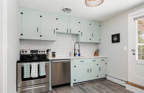 Frederick Apartment | Amazing location--Baker Park in Historic Frederick