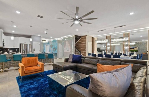 Kissimmee Villa | Amazing Luxury Pool Villa @ Storey Lake mins to Disney