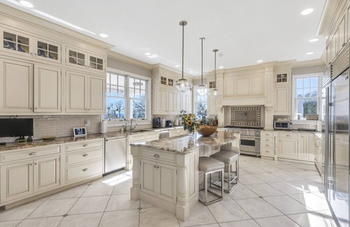 Montauk House | Amazing Montauk Estate with water views, private pool, close to town.