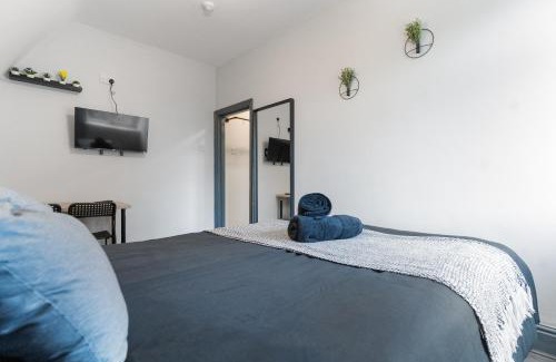 Moseley Apartment | Amazing Moseley Studio - 9