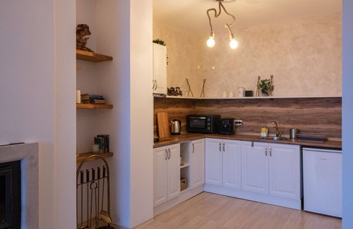 Old Town Apartment | Amazing Mountain & Town View Studio