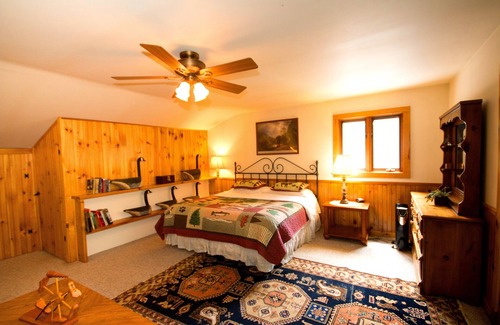 Waterbury Cabin | Amazing Mountain Views!