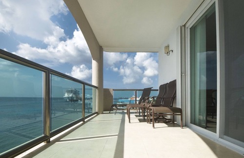 Colonia Andres Condo | Amazing Oceanfront Condo with Views El Cantil 5CN