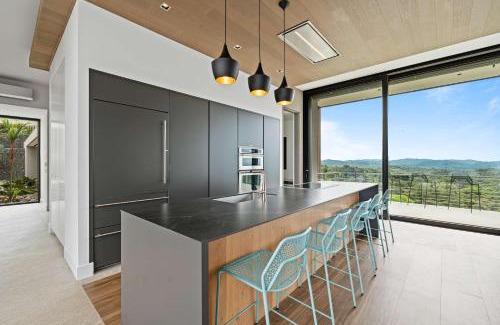 Tamarindo Villa | Amazing Ocean and Mountain Views
