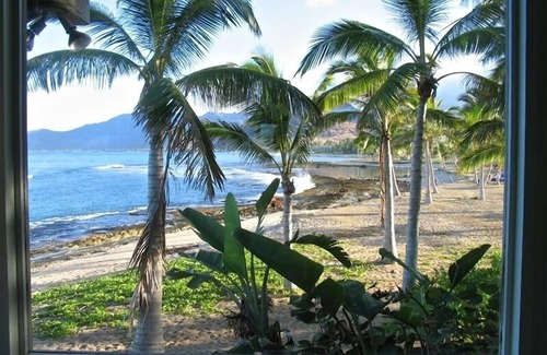 Maili Cottage | Amazing ocean and sunset views