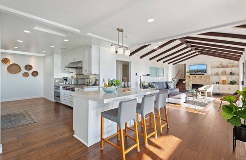 Riviera House | Amazing Ocean, Island, and City Views From Contemporary Home!