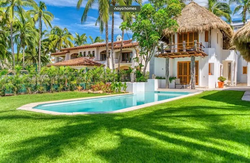 Nuevo Vallarta Villa | Amazing Oceanfront 5BR Villa Pool Beachfrontn