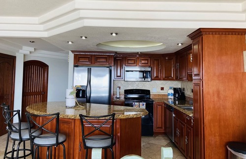 Playa Encantada Apartment | Amazing oceanfront condo 2bed/2br on the 10th floor at La Jolla Del Mar Rosarito