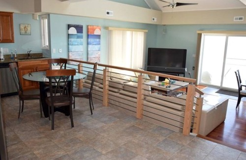Townsend's Inlet Condo | Amazing Oceanfront Bi-Level Condo