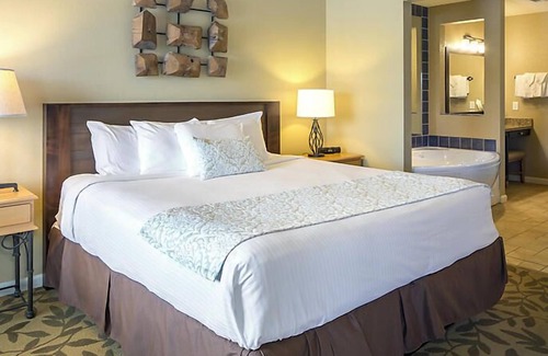Big Cedars Resort | Amazing Paradise Point Resort in Hollister!