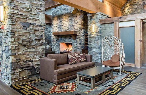 Big Cedars Resort | Amazing Paradise Point Resort in Hollister!
