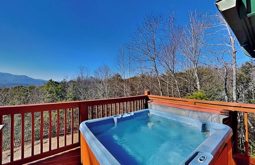 Gatlinburg - Pigeon Forge Cabin | Amazing Point of View