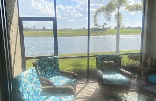 Lakewood Ranch Villa | AMAZING RESORT POOL AND HOTTUB Golf,tennis,fitness,pickleball 2 bed, 2bath +den