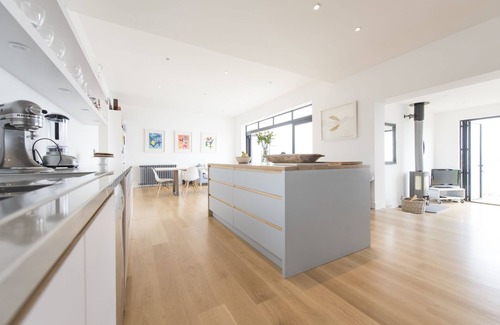 Newlyn House | Amazing sea views over Mounts Bay and out to the Lizard
