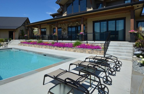 Manson House | Amazing Secluded Manson Home with Stunning Views, Private Pool & Hot Tub