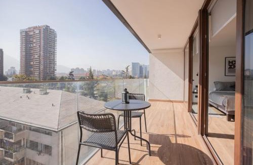 El Golf Apartment | Amazing space steps from the metro
