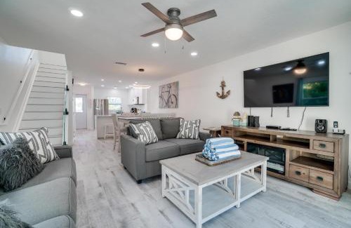 Bradenton Beach House | Amazing Sunset Views Close To It All