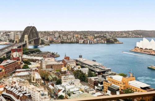 The Rocks Apartment | Amazing Sydney Apartment with Pool, Gym and Sauna!
