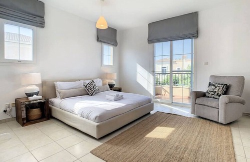 Arabian Ranches Villa | Amazing Three Bedroom Villa in Al Reem 1