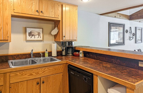 Jackson Hole House | Amazing townhouse next to golf course with deck